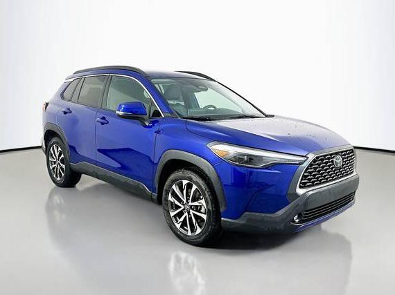TOYOTA COROLLA CROSS 2023 7MUEAABG8PV057983 image